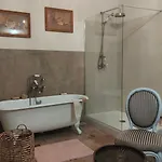 La Belle Epoque Pres De Nimes Et Uzes Casa de hóspedes