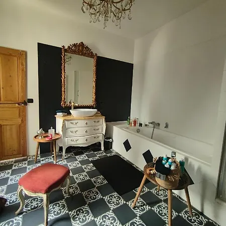 La Belle Epoque Pres De Nimes Et Uzes Pensionat