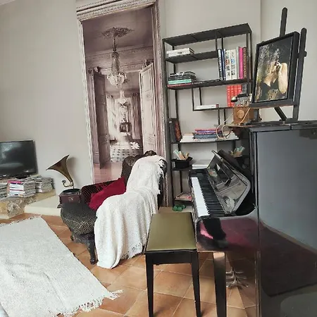 La Belle Epoque Pres De Nimes Et Uzes *