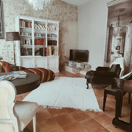 La Belle Epoque Pres De Nimes Et Uzes Saint-Bauzely