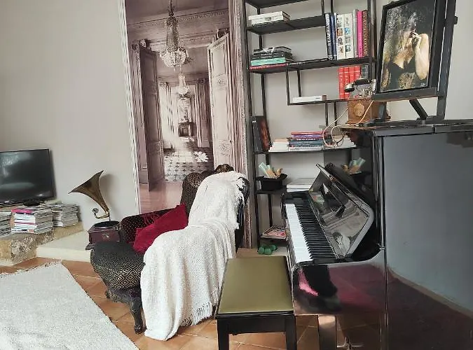 La Belle Epoque Pres De Nimes Et Uzes 4*
